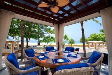 هتل Centara Grand Beach Resort Phuket   Sha Plus