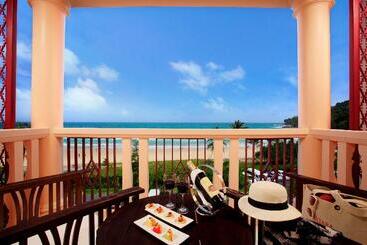 هتل Centara Grand Beach Resort Phuket   Sha Plus