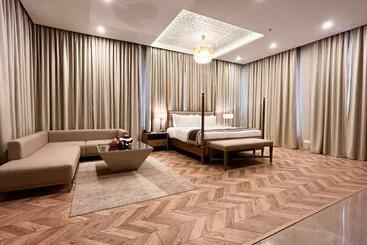호텔 Centre Point