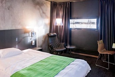 Comfort Hotel Runway