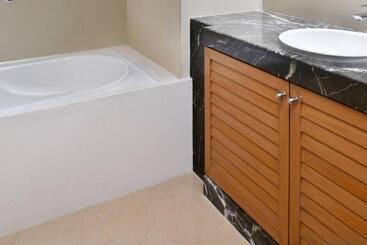 酒店 Courtyard By Marriott Chennai