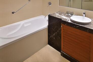 酒店 Courtyard By Marriott Chennai