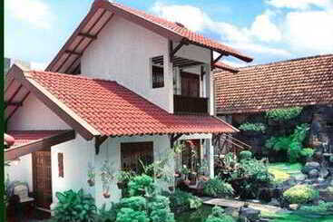 בית מלון כפרי Duta Guest House