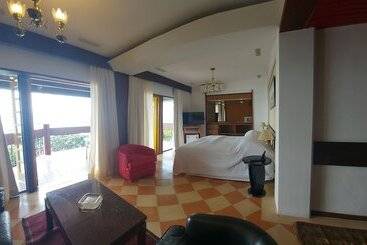 Sailing Hotel & Spa