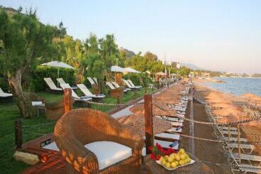 Hotel Elite Suites By Rhodes Bay