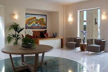 Hotel Elite Suites By Rhodes Bay