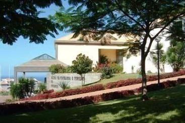 هتل Escola