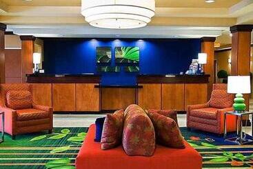 هتل Fairfield Inn & Suites Tampa Fairgrounds/casino