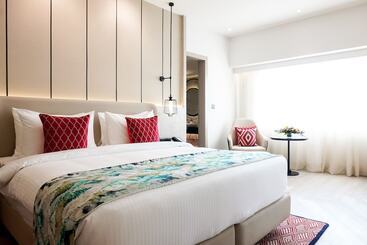 هتل Golden Tulip Lucknow
