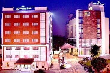 هتل Golden Tulip Lucknow