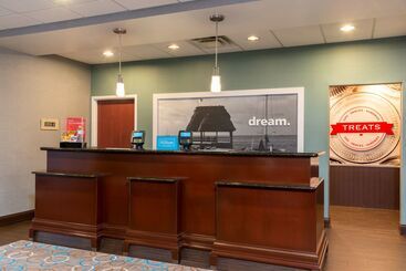 هتل Hampton Inn & Suites Fort Myers   Colonial Blvd