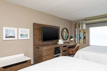هتل Hampton Inn & Suites Fort Myers   Colonial Blvd