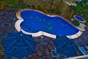 هتل Hampton Inn By Hilton Tampico Aeropuerto