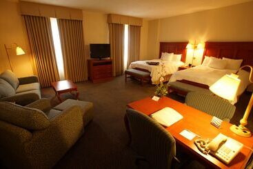 هتل Hampton Inn By Hilton Tampico Aeropuerto