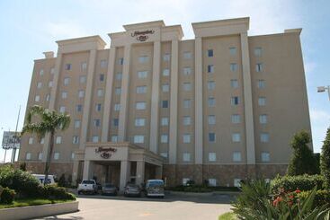 هتل Hampton Inn By Hilton Tampico Aeropuerto
