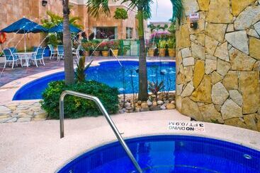 هتل Hampton Inn By Hilton Tampico Aeropuerto