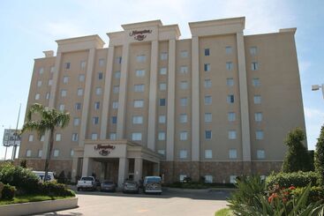 هتل Hampton Inn By Hilton Tampico Aeropuerto