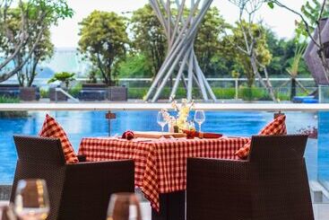 호텔 Hilton Bandung
