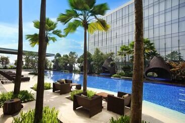 호텔 Hilton Bandung