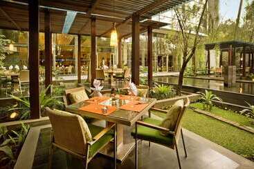 호텔 Hilton Bandung