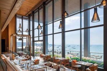 هتل Hilton Pattaya