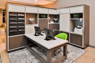 هتل Holiday Inn Kansas City Airport, An Ihg