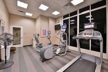 هتل Holiday Inn Kansas City Airport, An Ihg