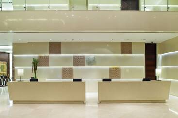 Hotel Holiday Inn Mumbai International Airport, An Ihg