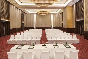 Hotel Holiday Inn Mumbai International Airport, An Ihg