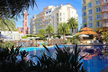 호텔 Il Campanario Villaggio Resort