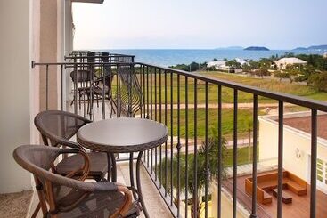 호텔 Il Campanario Villaggio Resort