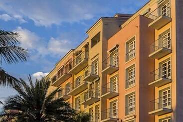 호텔 Il Campanario Villaggio Resort