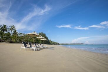 Kantary Beach Hotel Villas & Suites