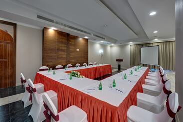 Md Hotel By Gewan
