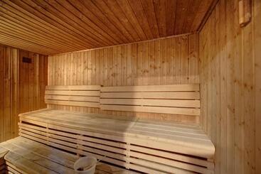 Md Hotel By Gewan