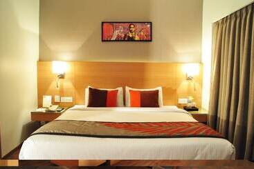 Mind Space Hotel, Pimpri