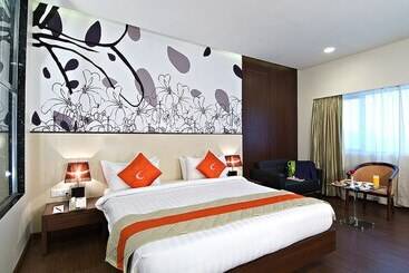 Mind Space Hotel, Pimpri