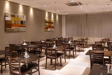 هتل Monreale Plus Sao Jose Dos Campos
