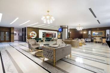 هتل Montreal Barsha