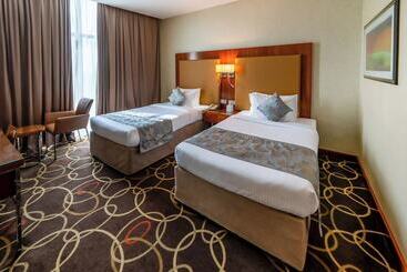 هتل Montreal Barsha