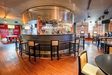 هتل Montreal Barsha