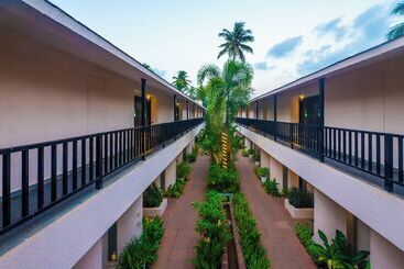 O Hotel Goa, Candolim Beach