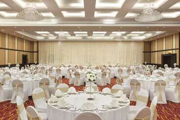 Ramada Hotel & Suites By Wyndham Ajman