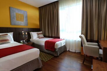هتل Ramada By Wyndham Downtown Dubai