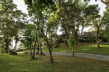 هتل Secret Cliff Resort & Restaurant Sha Plus