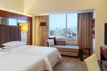 Sheraton Mall Of The Emirates Hotel, Dubai