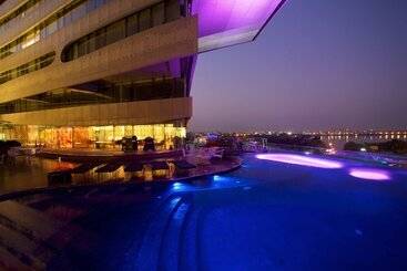 فندق The Park Hyderabad, Banjara Hills Near Hussain Sagar Lake