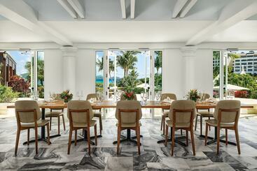 هتل The Ritzcarlton, St. Thomas
