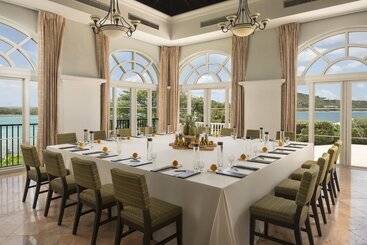 هتل The Ritzcarlton, St. Thomas