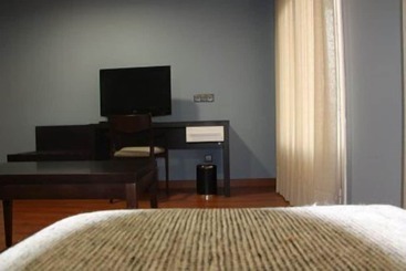هتل Villa De Andosilla